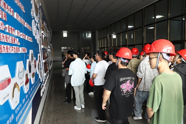 AG8旗舰厅之家展厅